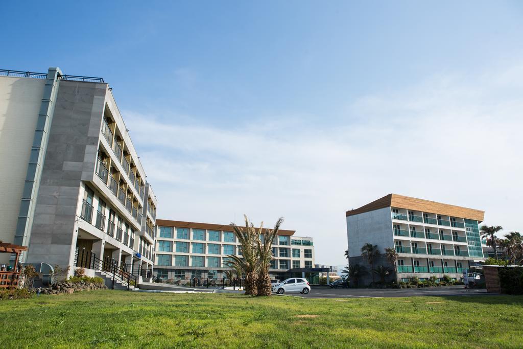 Amoureux Resort Jeju Bagian luar foto