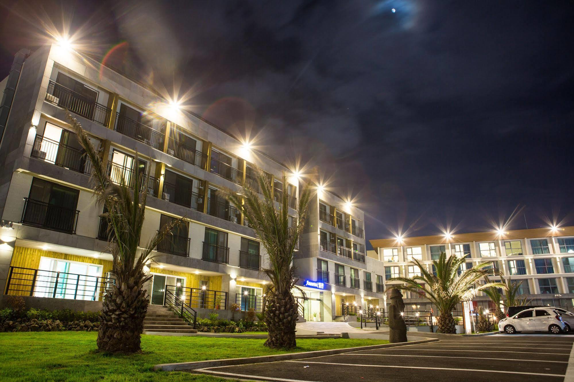 Amoureux Resort Jeju Bagian luar foto
